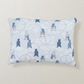 白熊を特徴とする模様 アクセントクッション (裏面)