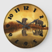 白熱［赤熱］光を放つな日没の下のタイのアジアゾウ ラージ壁時計 (正面)