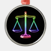 白熱［赤熱］光を放つはかりで測カラフル裁 メタルオーナメント (正面)