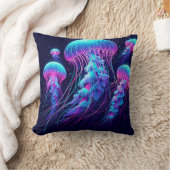 白熱［赤熱］光を放つ海：クラゲインスパイア装飾用クッション クッション (ブランケット)