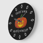 白熱［赤熱］光を放つJack-o'-Lantern -悪夢を点灯 ラージ壁時計 (傾斜)