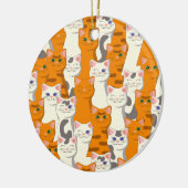 白猫と生姜の猫が緑の目を青く描く セラミックオーナメント (左)