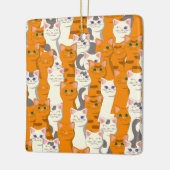 白猫と生姜の猫が緑の目を青く描く セラミックオーナメント (左)