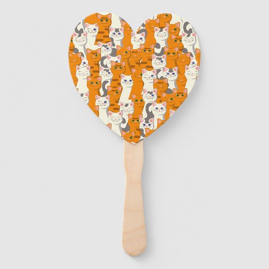 白猫と生姜の猫が緑の目を青く描く ハンドファン (正面)