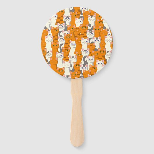 白猫と生姜の猫が緑の目を青く描く ハンドファン (裏面)