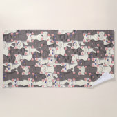 白猫と白猫の柄 ビーチタオル (正面)