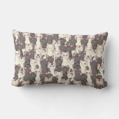 白猫と白猫の柄 ランバークッション (裏面)