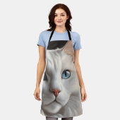 白猫 エプロン (着用した状態)