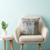 白猫 | Zazzle_Growstore クッション (椅子)