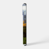 白神山地に差し込む陽の光 iPhone 15ケース (左側面)