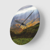 白神山地に照らす太陽 ラウンド壁時計 (傾斜)