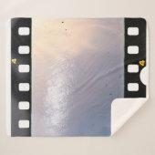 白空白の地に35 mmのフィルムフレームまたはストリップ シェルパブランケット (正面(横))