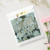 白紙水仙の繊細な白い花 フェイバーバッグ (封をした状態)