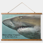 白素晴らしいサメの歯の列 吊り下げ型タペストリー (正面)