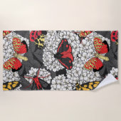 白紫陽花の蛾 ビーチタオル (正面)