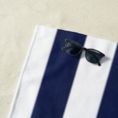 白航海の青の少年の海賊 ビーチタオル (インサイチュ)