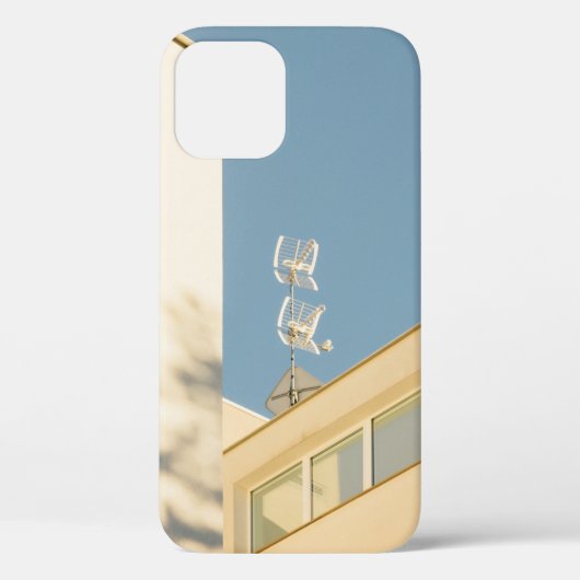 白色アンテナオン建物 Case-Mate iPhoneケース (裏面)