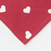 白色ハートオンレッド フリースブランケット (角)