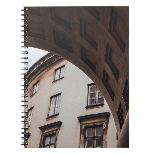 白色絵を描建物 ノートブック (正面)