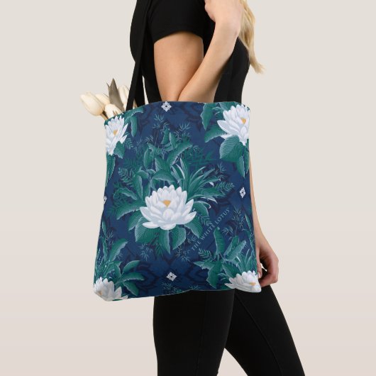 白蓮の深夜蓮の模様 トートバッグ (クローズアップ)