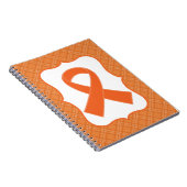 白血病または多発性硬化のオレンジのリボン ノートブック (右側)