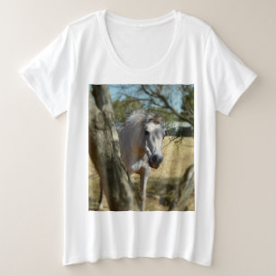 白雪姫威厳のある馬 プラスサイズTシャツ
