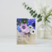 白青のバラとアネモネの花のモノグラム 名刺 (スタンド正面)