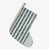 白青コンクリート建物 スモールクリスマスストッキング (正面 (吊り時))