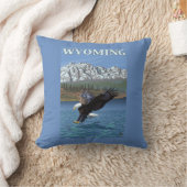 白頭鷲のダイビング-ワイオミング クッション (ブランケット)