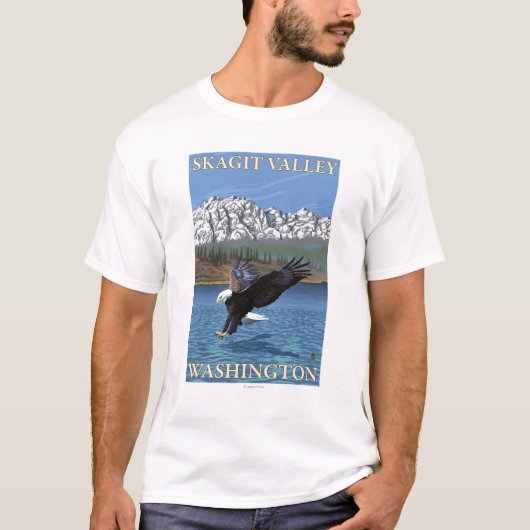 白頭鷲のダイビング- Skagitの谷、ワシントン州 Tシャツ (正面)