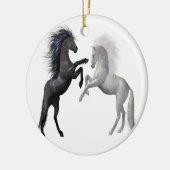 白馬と黒馬 セラミックオーナメント (左)