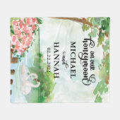 白鳥と新婚旅行のハネムーン毛布+花 フリースブランケット (正面(横))
