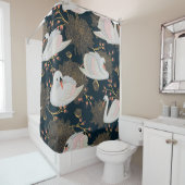 白鳥と菊、自然のパターン。 シャワーカーテン (インサイチュ)