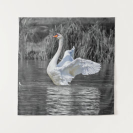 白鳥のモノクロ写真 タペストリー