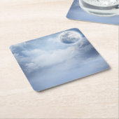 白鳥の美しい青飛んでいるい空 スクエアペーパーコースター (アングル)