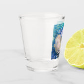 白鳥の花嫁w/ヴェールオンウォーターブルーパーソナライズされたホワイト ショットグラス (左)