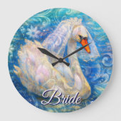 白鳥の花嫁w/ヴェールオンウォーターブルーパーソナライズされたホワイト ラージ壁時計 (正面)