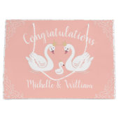 白鳥の赤ちゃんシャワーバードと王冠の共同編ピーチ ラージペーパーバッグ (正面)