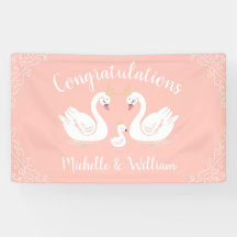 白鳥の赤ちゃんシャワーバードと王冠の共同編ピーチ