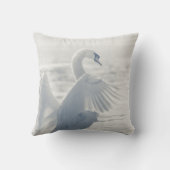 白鳥自然写真 クッション (裏面)