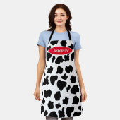 白黒おもしろい牛のスポットパターンのキッチン エプロン (着用した状態)