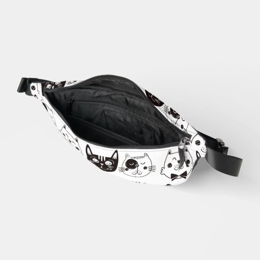 白黒おもしろい猫顔パターン ファニーパック (見開き)