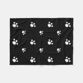 白黒かわいい子犬の前足のプリントパターン フリースブランケット (正面(横))