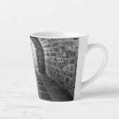 白黒での対称 カフェラテマグ (右)