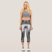 白黒での対称 カプリレギンス (正面)