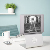 白黒での対称 シール (デスク上のノートパソコン)