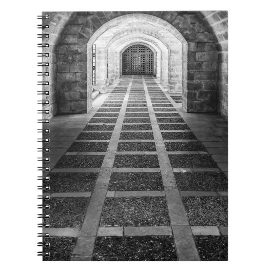 白黒での対称 ノートブック (正面)