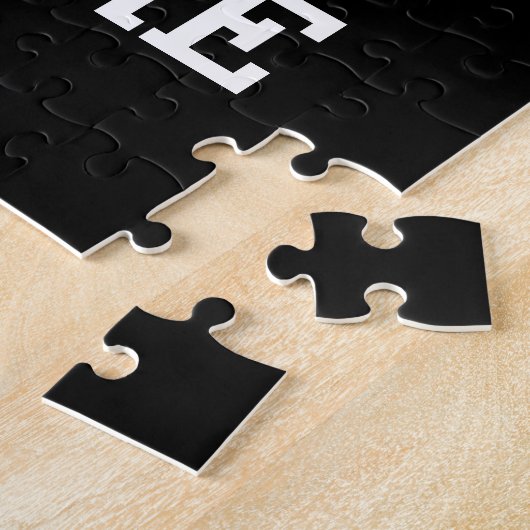 白黒で自分のカスタム文字を追加する ジグソーパズル (側面)