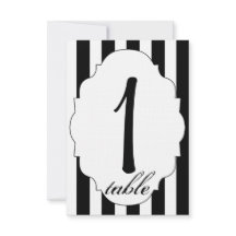 白黒とレッドローズ結婚のテーブル番号