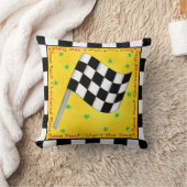 白黒なびく勝者市松模様に国旗（黄） クッション (ブランケット)